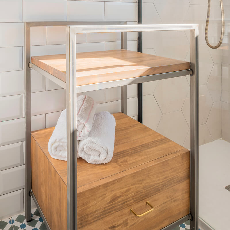 Reforma Vivienda Durango detalle estantería baño Reforma Vivienda Durango detalle estantería baño