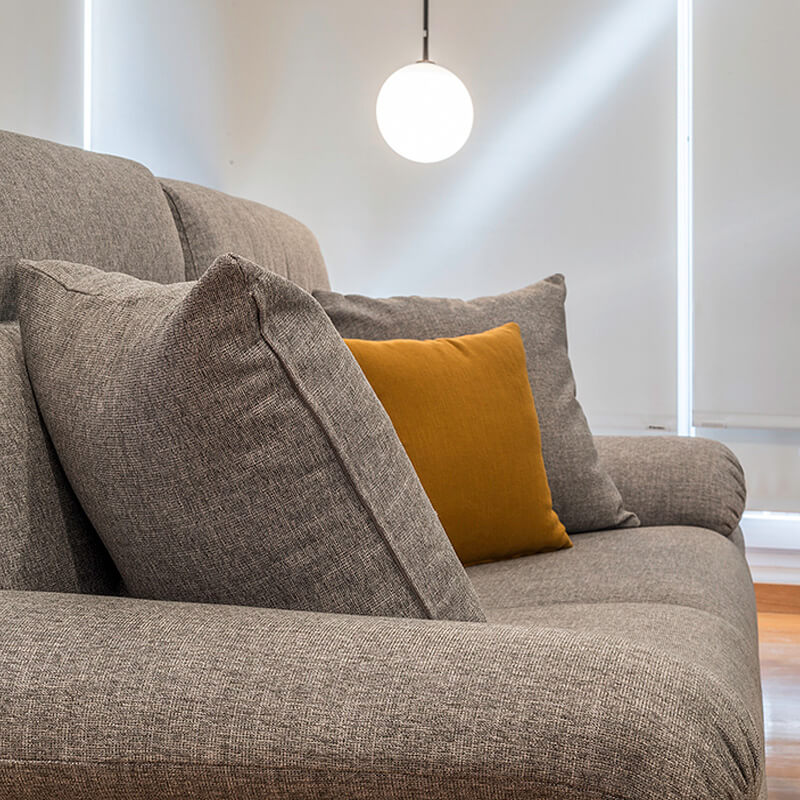 Reforma Vivienda Halcón detalle sofá Reforma Vivienda Halcón detalle sofá