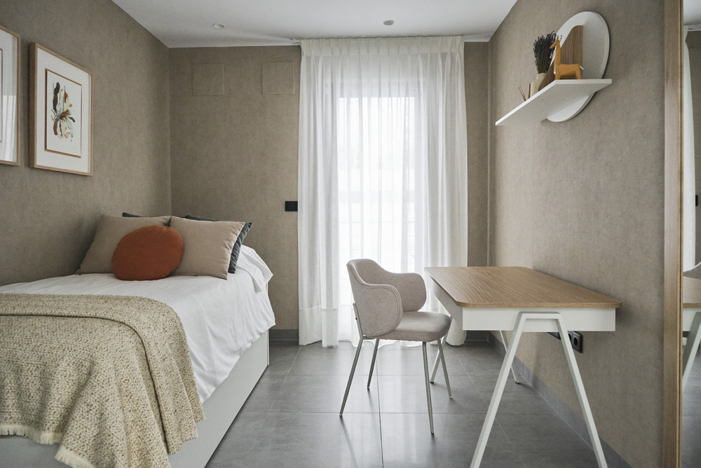Proyecto de interiorismo residencial Vivienda Bahía Cádiz dormitorio individual Proyecto de interiorismo residencial Vivienda Bahía Cádiz dormitorio individual
