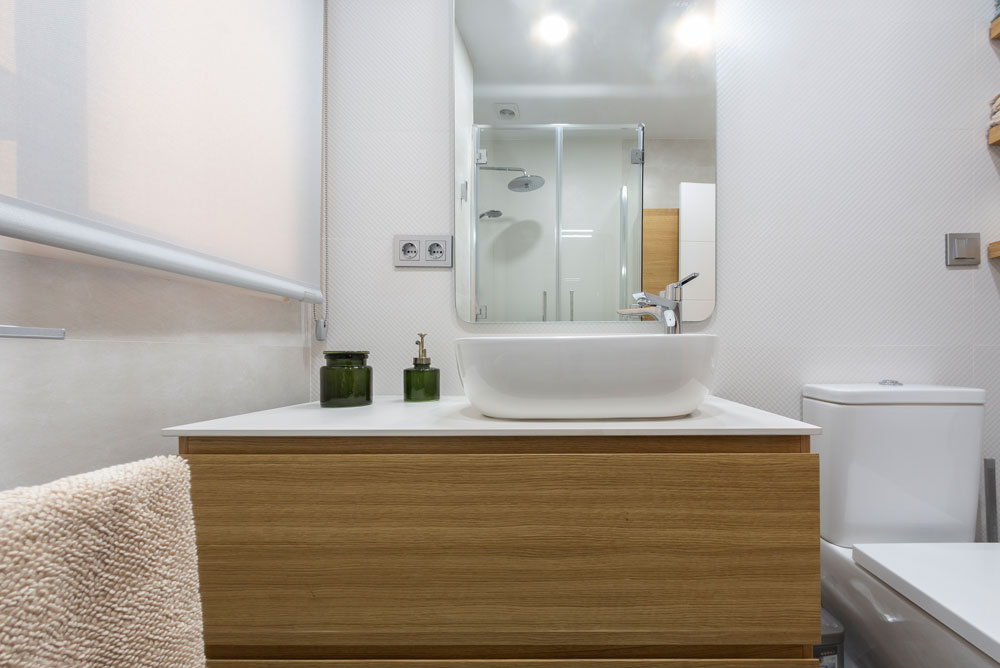 Proyecto de interiorismo residencial Vivienda Cielo cuarto de baño plano frontal Proyecto de interiorismo residencial Vivienda Cielo cuarto de baño plano frontal