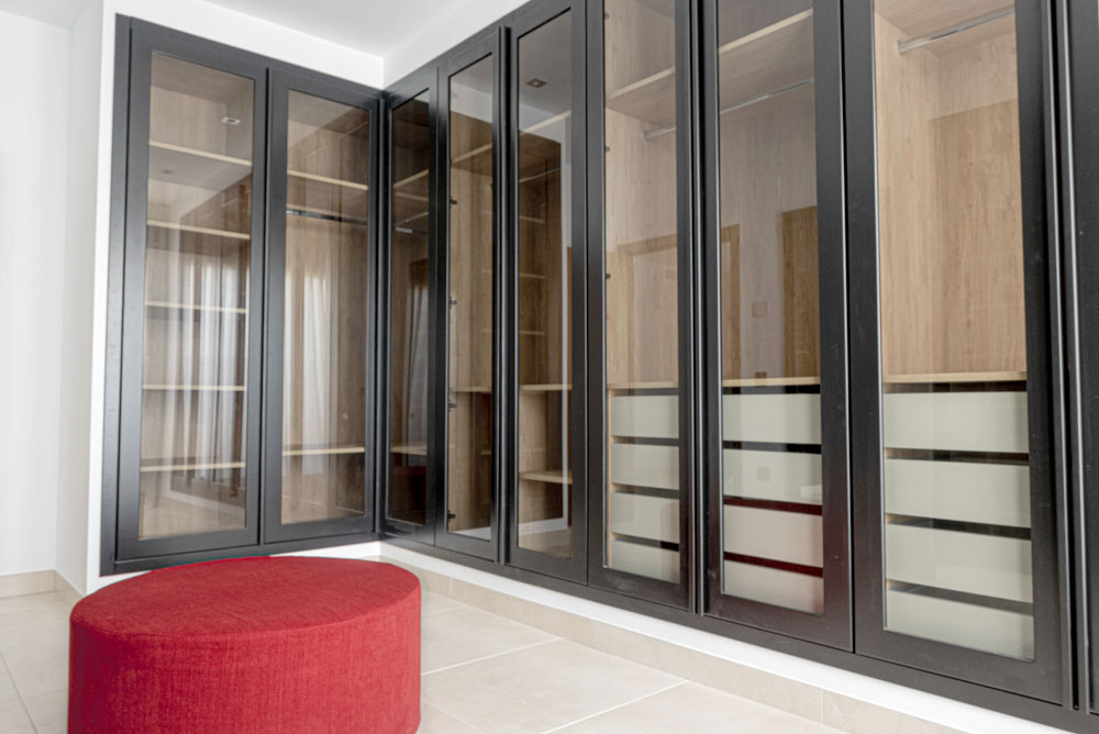 Proyecto de interiorismo Vivienda Extremadura plano amplio vestidor Proyecto de interiorismo Vivienda Extremadura plano amplio vestidor